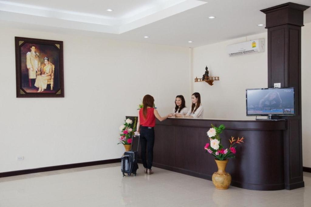 The Family Grand Hotel Udon Thani Exterior photo